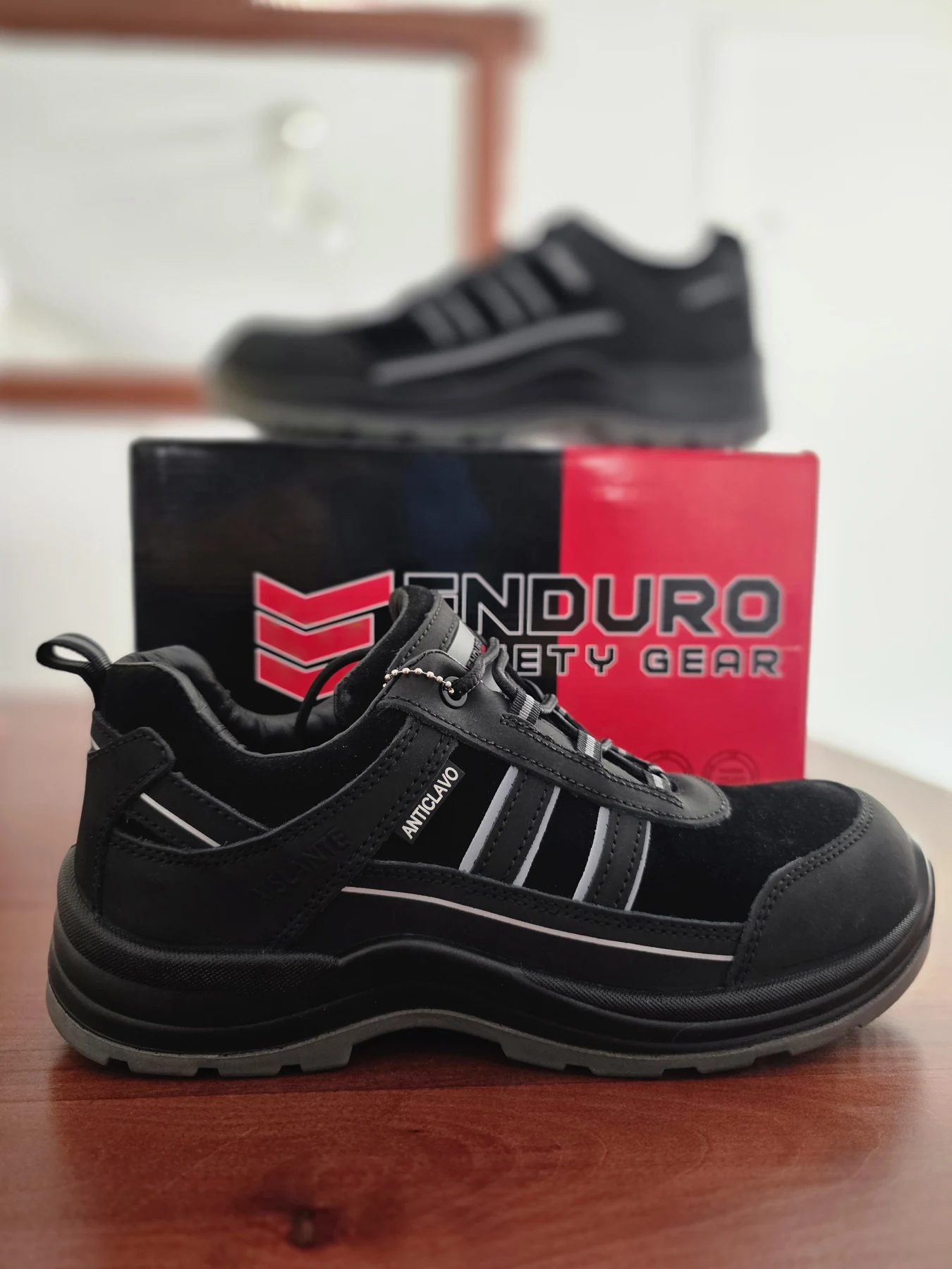Vista 4 de Zapato de seguridad PF352
